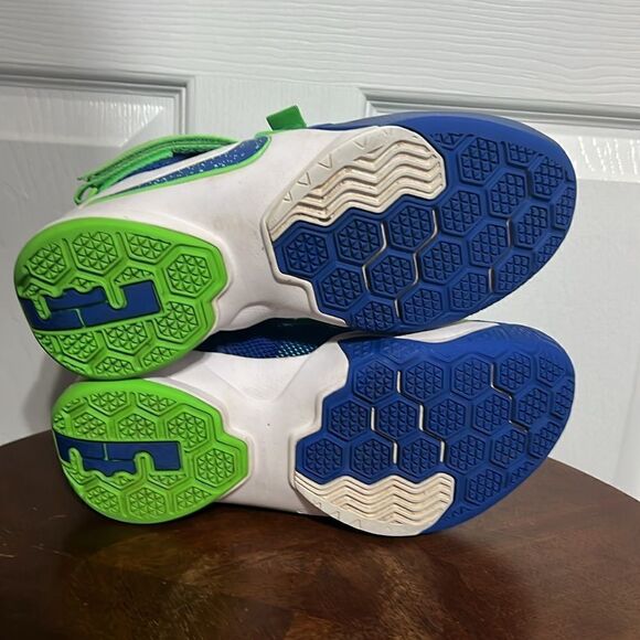 🔥🏀 NIKE LEBRON SOLDIER 9 IX Boys Size 5Y Royal Blue 776471-441 - EXCELLENT - Picture 8 of 11